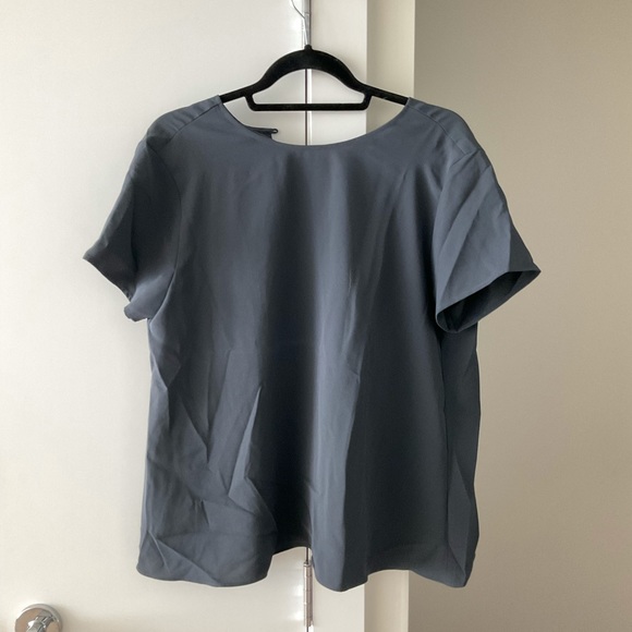 Uniqlo blouse - Picture 1 of 5